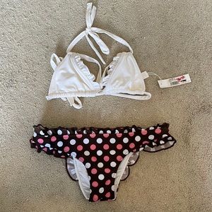 3/$35 🔥BNWT Lisa Lozano bikini set